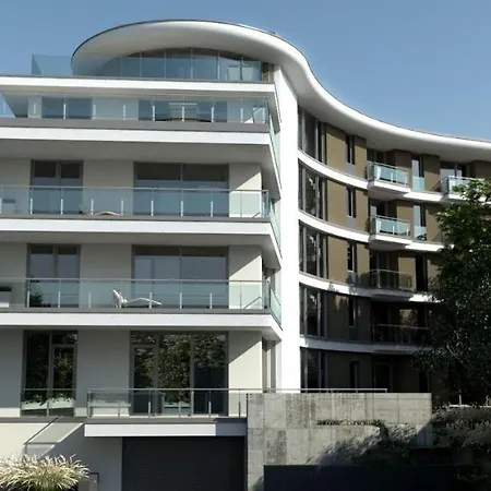 Carbona Kakadu 203 A *